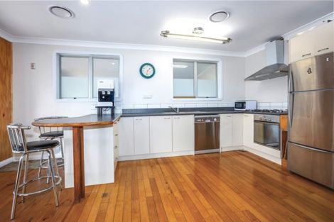 Photo of property in 6 Patiki Place, Titahi Bay, Porirua, 5022