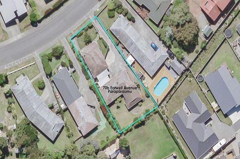 Photo of property in 70b Eatwell Avenue, Paraparaumu Beach, Paraparaumu, 5032