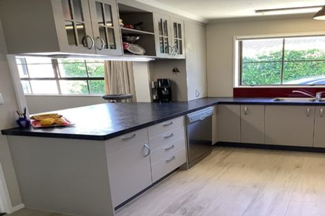 Photo of property in 14b Nikau Grove, Woburn, Lower Hutt, 5010