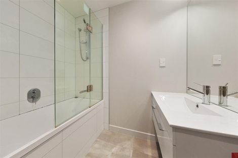 Photo of property in 10 Patiti Parade, Mangere Bridge, Auckland, 2022