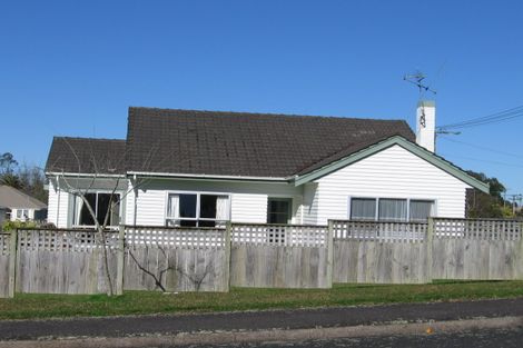 Photo of property in 17 Windsor Road, Maeroa, Hamilton, 3200