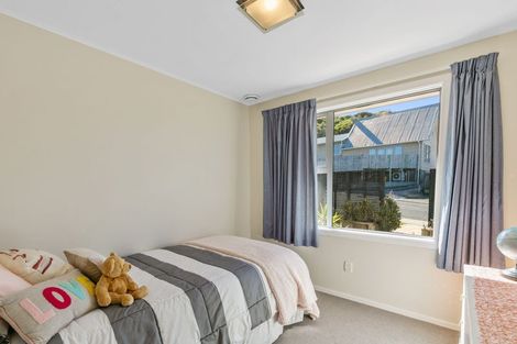 Photo of property in 244 Mitchell Street, Brooklyn, Wellington, 6021