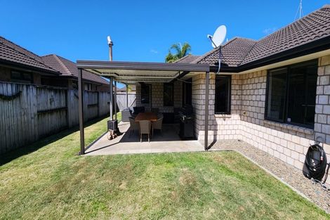 Photo of property in 120 Twin Oak Avenue, Papamoa Beach, Papamoa, 3118