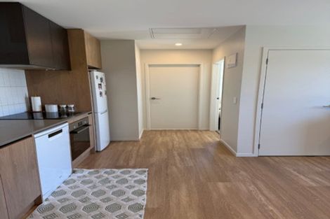 Photo of property in 2 Shelduck Road, Jacks Point, 9371