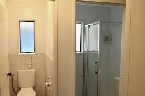 Photo of property in 2/24 Trevor Hosken Drive, Wiri, Auckland, 2104