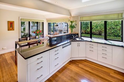 Photo of property in 15 Hautana Square, Woburn, Lower Hutt, 5010