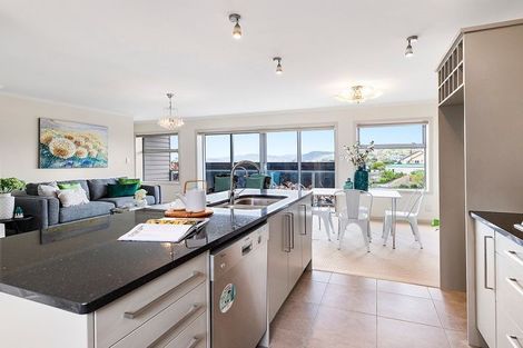 Photo of property in 52a Mandalay Terrace, Khandallah, Wellington, 6035