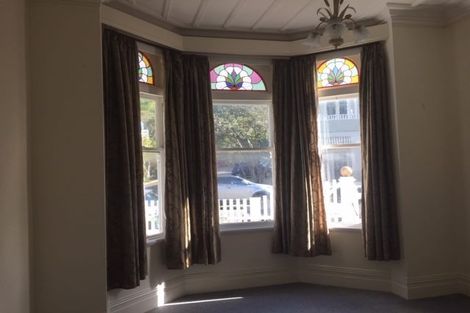 Photo of property in 18 Portland Crescent, Thorndon, Wellington, 6011