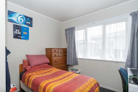 Photo of property in 12 Poaka Avenue, Dinsdale, Hamilton, 3204