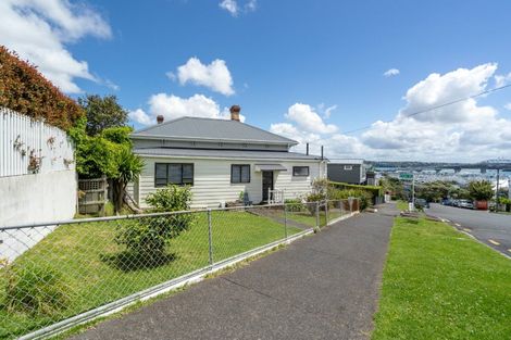 Photo of property in 60 St Marys Road, Saint Marys Bay, Auckland, 1011