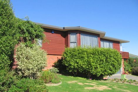 Photo of property in 95 Woodman Drive, Tawa, Wellington, 5028