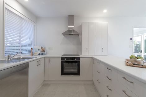 Photo of property in 75a Farquhars Road, Redwood, Christchurch, 8051