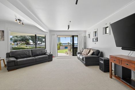 Photo of property in 2/2 Sixth Avenue, Tauranga, 3110