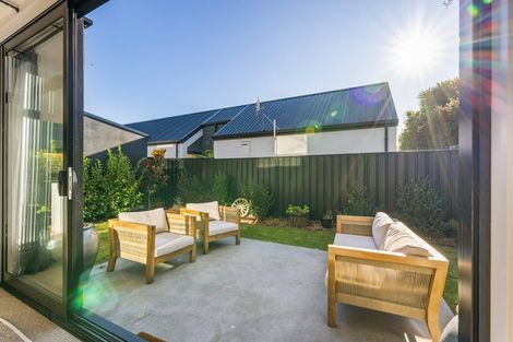 Photo of property in 93 Innes Road, St Albans, Christchurch, 8052