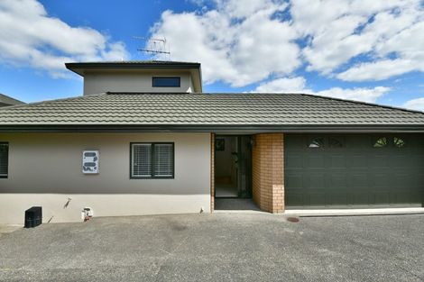 Photo of property in 1/12 Sundown Avenue, Manly, Whangaparaoa, 0930