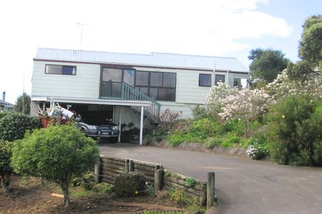 Photo of property in 130 Tirohanga Drive, Whangamata, 3620