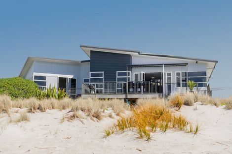 Photo of property in 3 Pukehina Parade, Pukehina, Te Puke, 3189