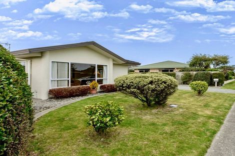 Photo of property in 4g Cedar Drive, Paraparaumu Beach, Paraparaumu, 5032