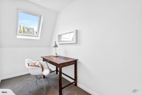 Photo of property in 2/5 Augustus Terrace, Parnell, Auckland, 1052