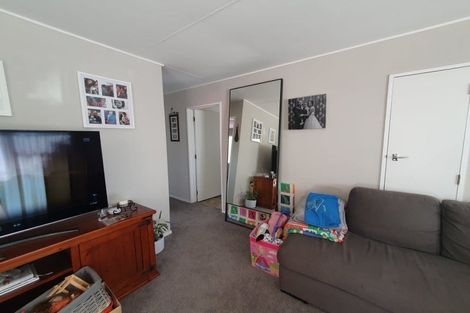 Photo of property in 11a Kaimanawa Street, Kelvin Grove, Palmerston North, 4414