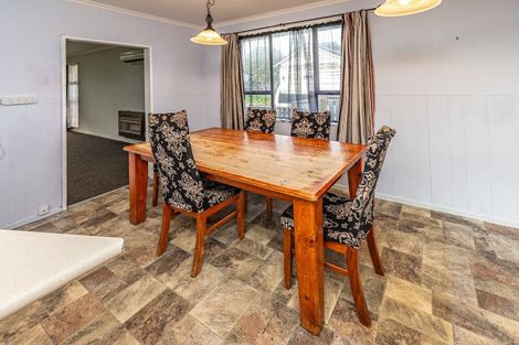 Photo of property in 8 Tongariro Street, Castlecliff, Whanganui, 4501