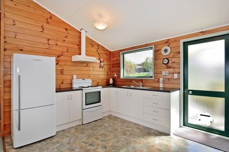 Photo of property in 20 Kotuku Place, Snells Beach, 0920