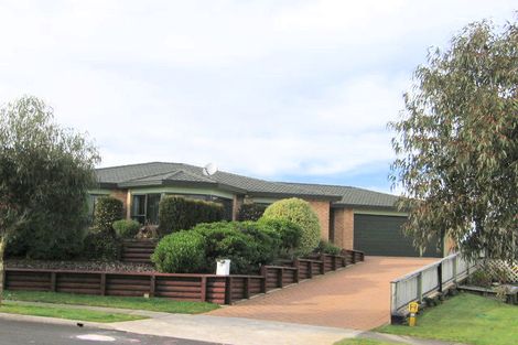 Photo of property in 10 Jersey Place, Grandview Heights, Hamilton, 3200