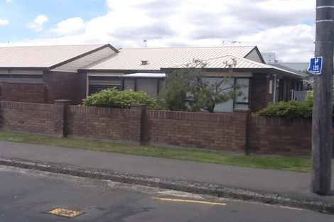 Photo of property in 34 Waimairi Road, Upper Riccarton, Christchurch, 8041