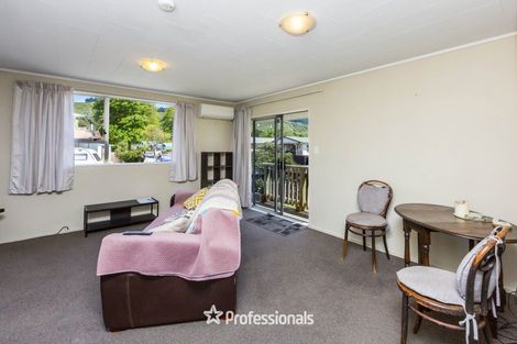 Photo of property in 1/56 Gemstone Drive, Birchville, Upper Hutt, 5018