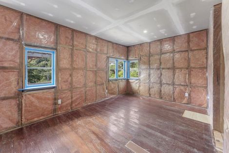 Photo of property in 84 Wyndham Road, Pinehaven, Upper Hutt, 5019