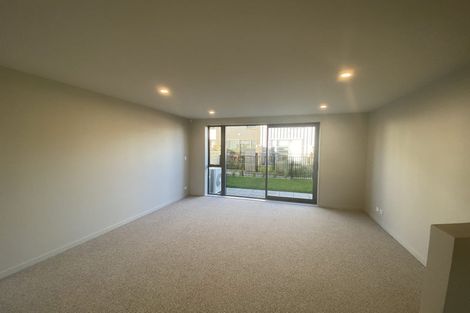 Photo of property in 2/130 Richmond Street, Petone, Lower Hutt, 5012