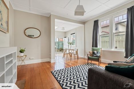 Photo of property in 119 Apu Crescent, Lyall Bay, Wellington, 6022