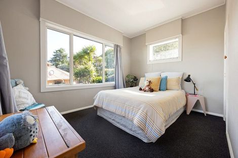 Photo of property in 8 Alison Street, Hamilton Lake, Hamilton, 3204