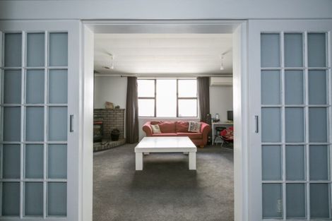 Photo of property in 61 Milton Road, Bluff Hill, Napier, 4110