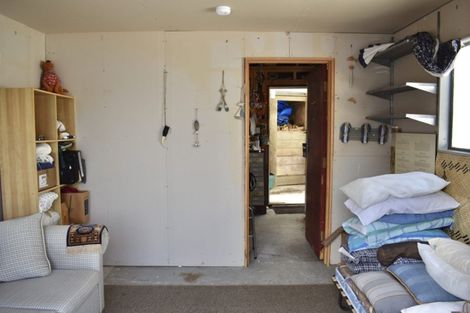 Photo of property in 12 Rata Street, Otaki Beach, Otaki, 5512