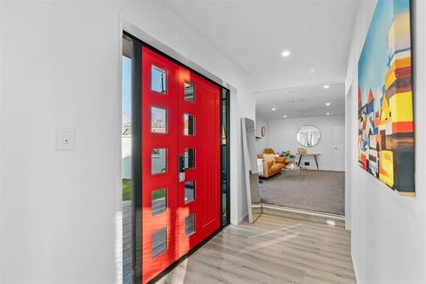 Photo of property in 33 Everest Street, Burnside, Christchurch, 8053