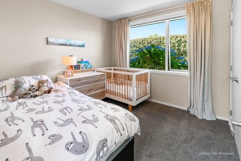 Photo of property in 1 Little Maude Drive, Lake Hawea, Wanaka, 9382