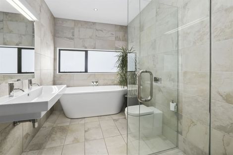 Photo of property in 11 Sumner Terrace, Aotea, Porirua, 5024