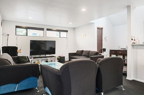 Photo of property in 2/106 Elizabeth Street, Riccarton, Christchurch, 8041