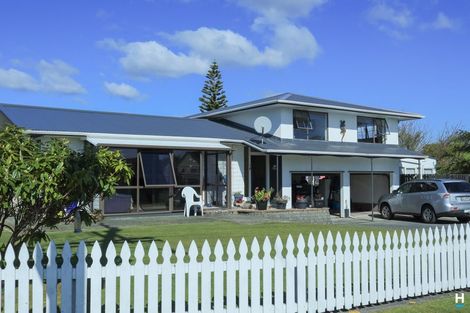 Photo of property in 74 Hall Street, Cobden, Greymouth, 7802