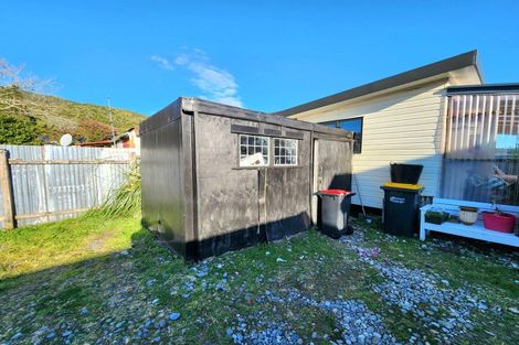 Photo of property in 11 Thompson Street, Greymouth, 7805