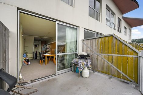 Photo of property in Qba Apartments, 4q/51 Webb Street, Mount Cook, Wellington, 6011