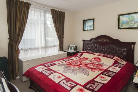 Photo of property in 2 Ireland Place, Ranui, Auckland, 0612