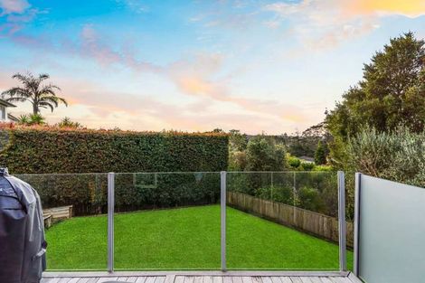 Photo of property in 168 Kittiwake Drive, Schnapper Rock, Auckland, 0632