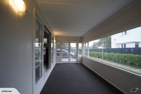 Photo of property in 324 College Street, West End, Palmerston North, 4410