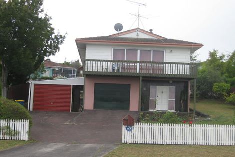 Photo of property in 30 Athena Drive, Totara Vale, Auckland, 0629