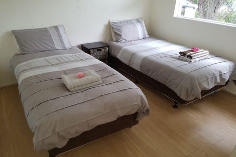 Photo of property in 9/18 Parr Terrace, Castor Bay, Auckland, 0620