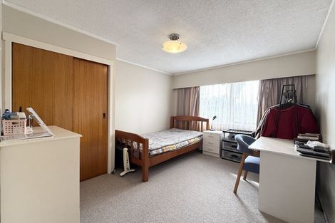 Photo of property in 2/19 Ciprian Place, Henderson, Auckland, 0612