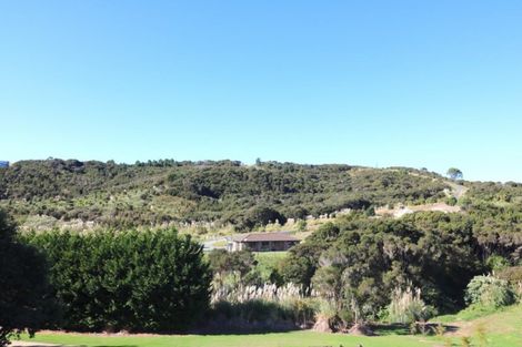 Photo of property in 136 Stratford Drive, Cable Bay, 0420