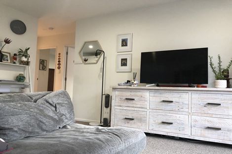 Photo of property in 40 Trinidad Road, Sunnynook, Auckland, 0620